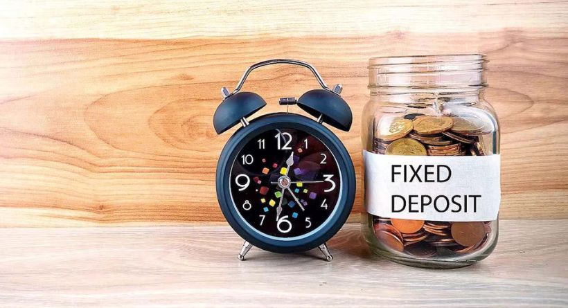 What are the disadvantages of investing in a fixed deposit?
